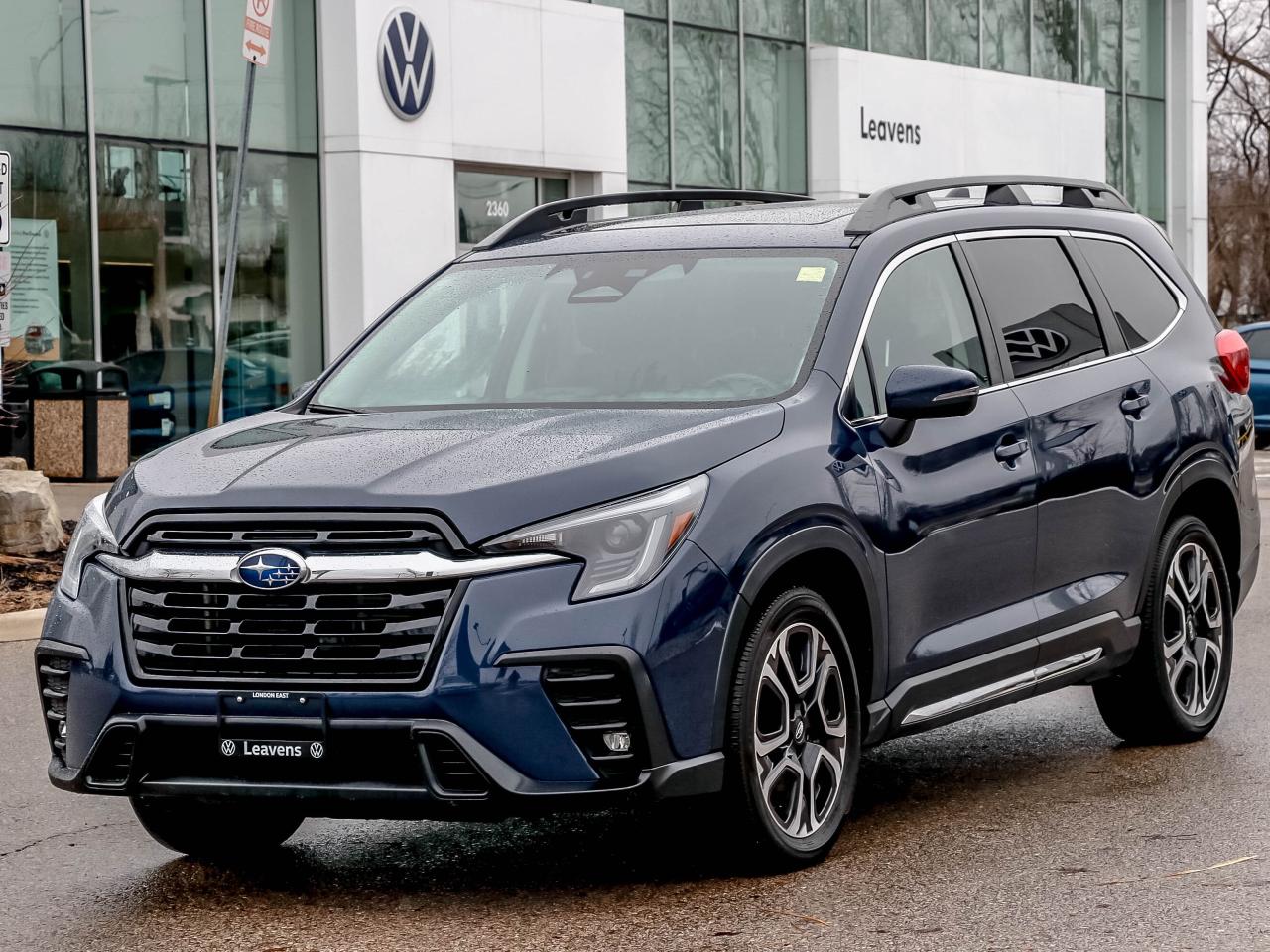2023 Subaru ASCENT Limited 8-Passenger Photo0