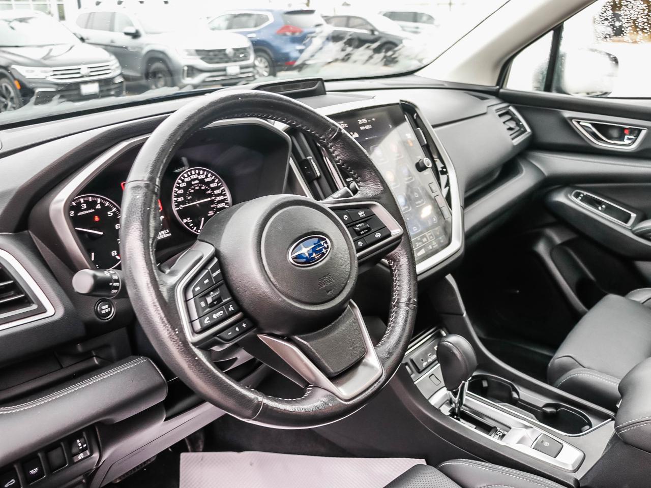 2023 Subaru ASCENT Limited 8-Passenger Photo