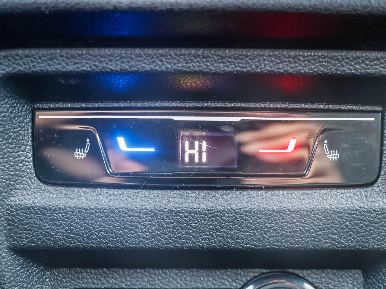 2022 Volkswagen Tiguan HIGHLINE R-LINE 4MOTION Photo