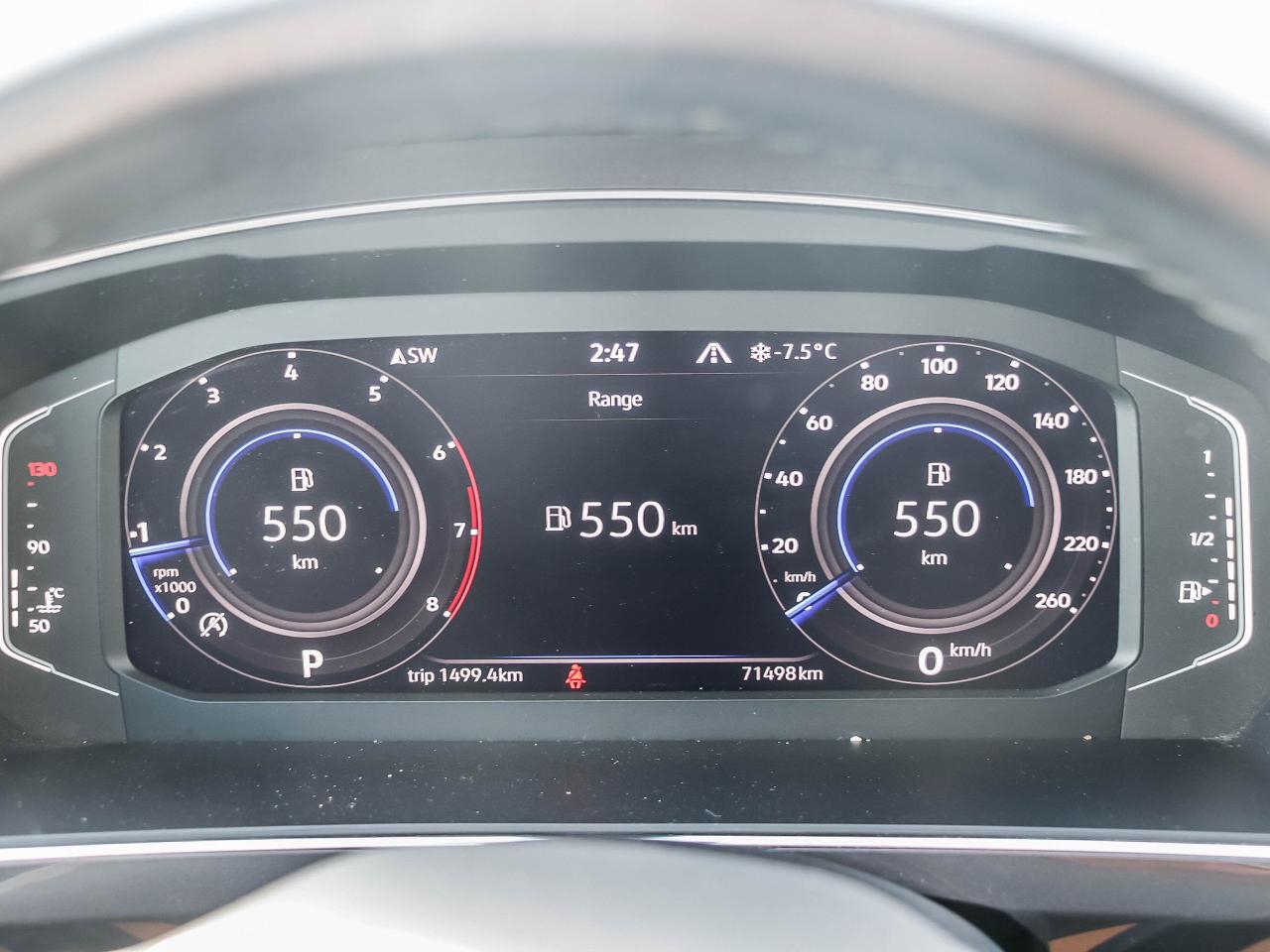 2022 Volkswagen Tiguan HIGHLINE R-LINE 4MOTION Photo