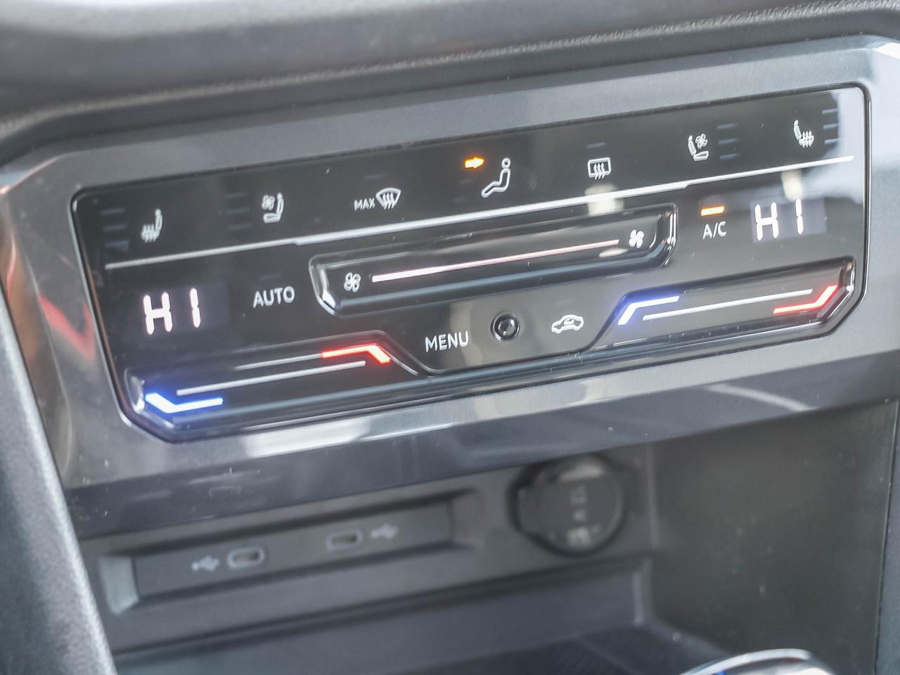 2022 Volkswagen Tiguan HIGHLINE R-LINE 4MOTION Photo