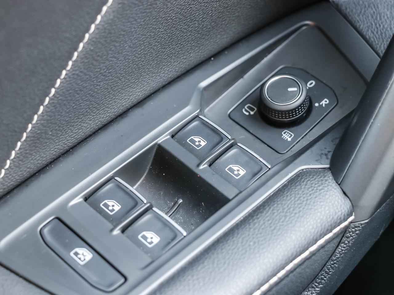 2022 Volkswagen Tiguan HIGHLINE R-LINE 4MOTION Photo