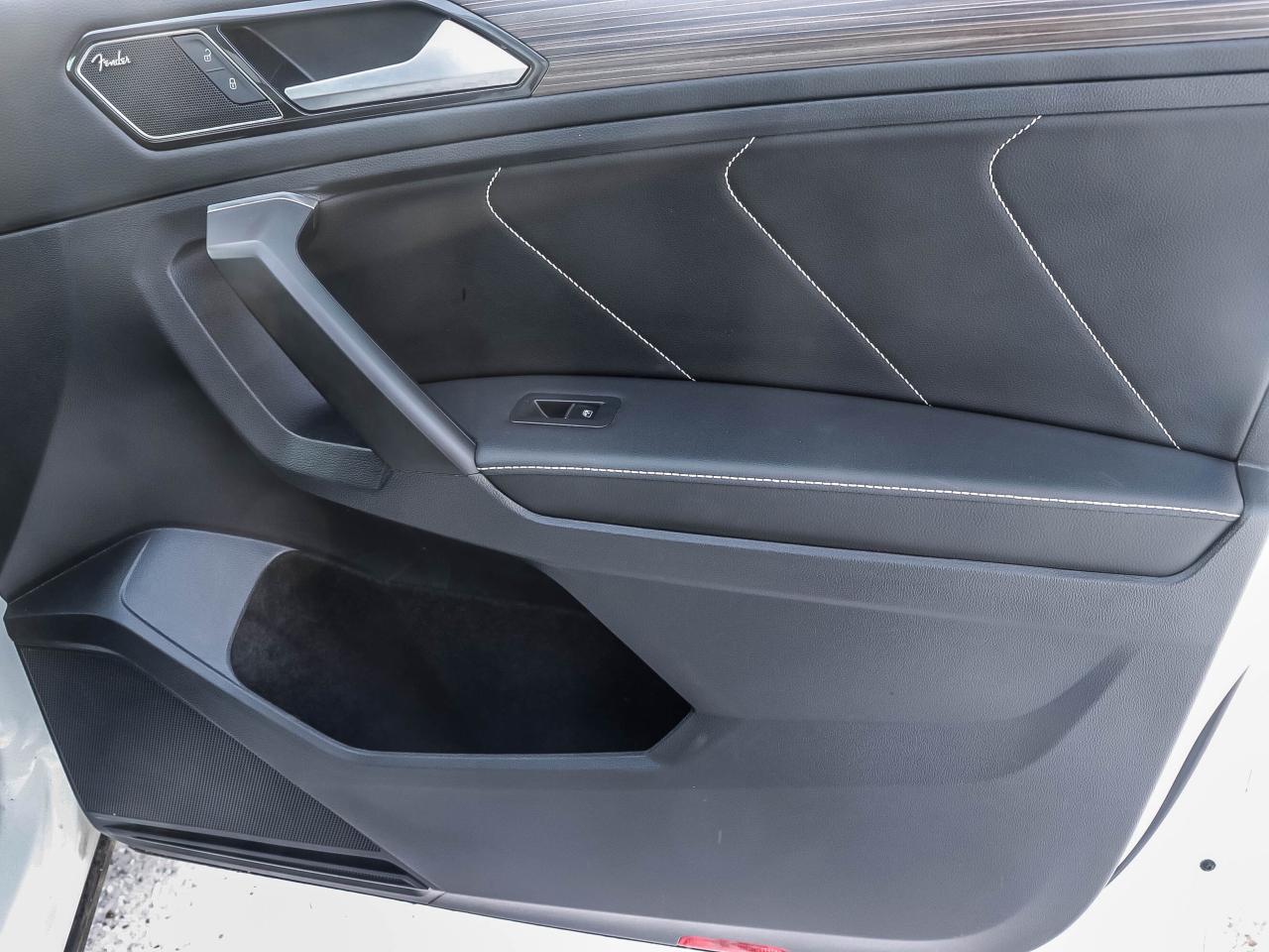 2022 Volkswagen Tiguan HIGHLINE R-LINE 4MOTION Photo