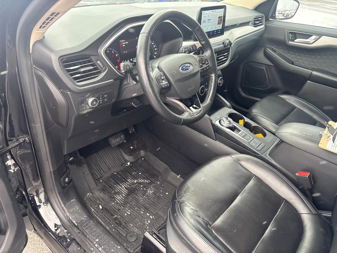 2020 Ford Escape SEL + Heated Cloth + Navi + 1 Owner Photo