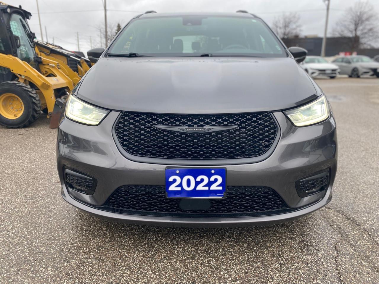 2022 Chrysler Pacifica Touring S ~Heated Leather ~Bluetooth ~Camera Photo