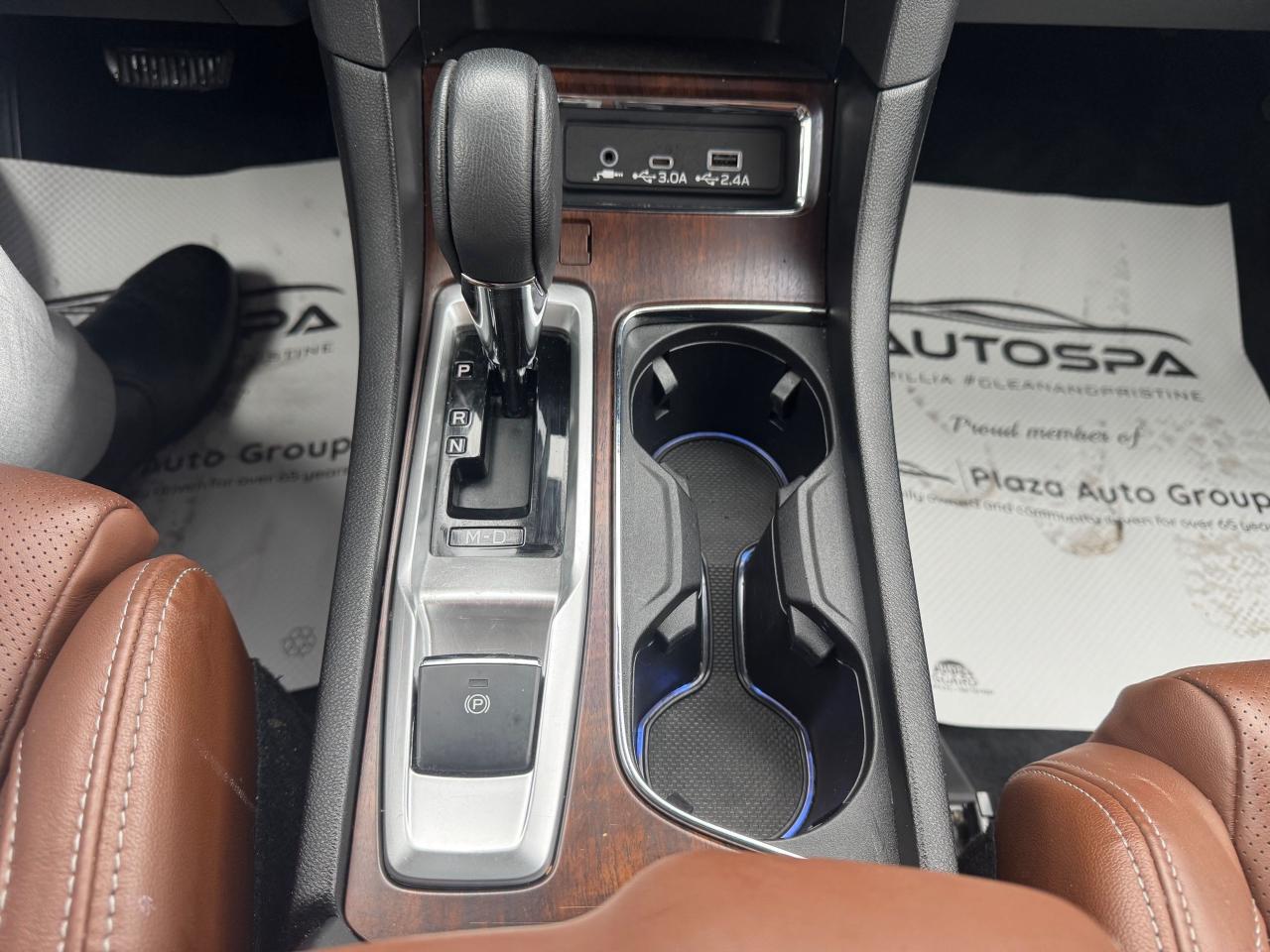 2023 Subaru ASCENT PREMIER   HEATED AND COOLED SEATS   CLEAN CARFAX Photo