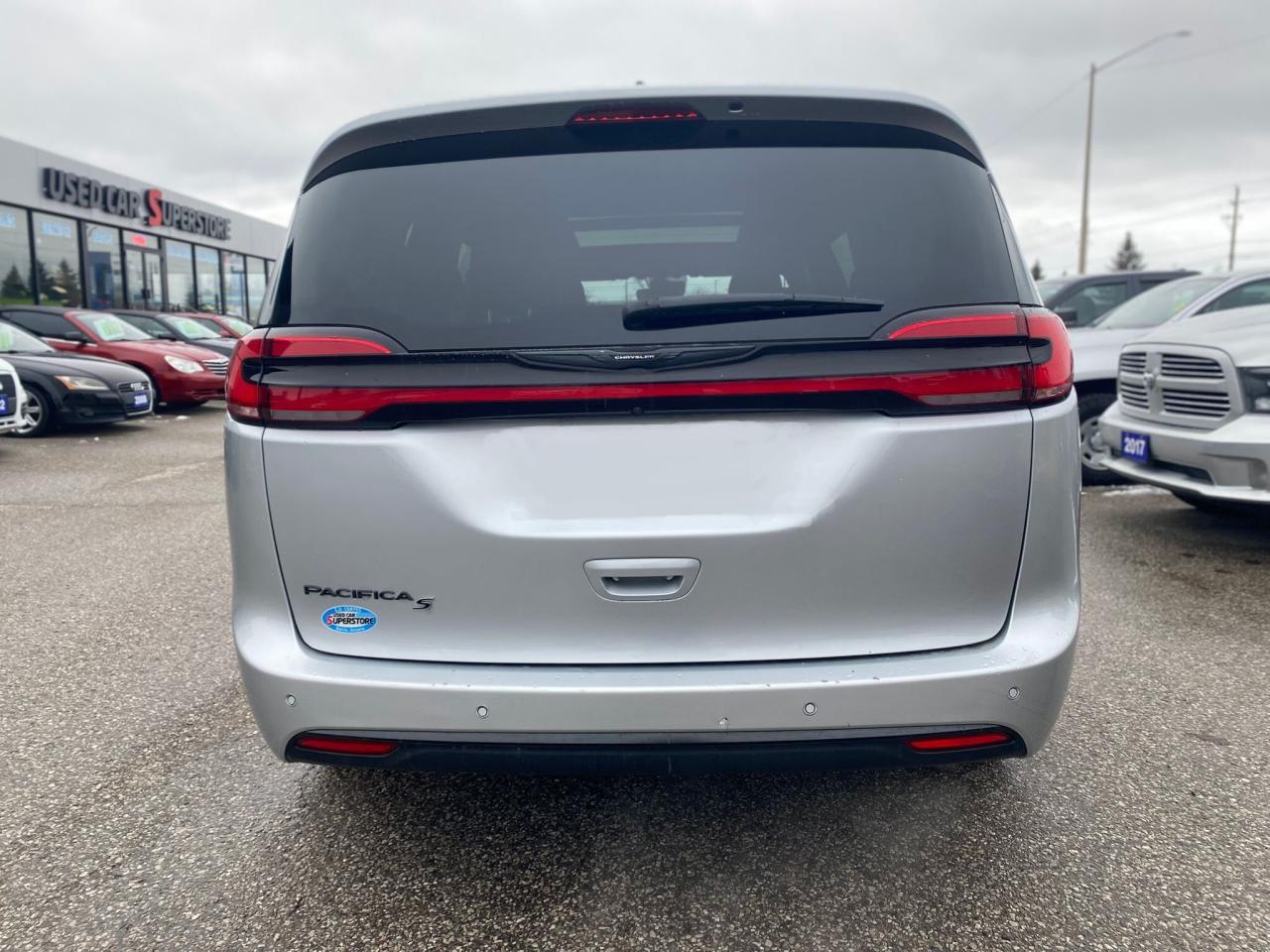 2023 Chrysler Pacifica Touring S ~Heated Leather ~Sunroof ~Cam ~Bluetooth Photo