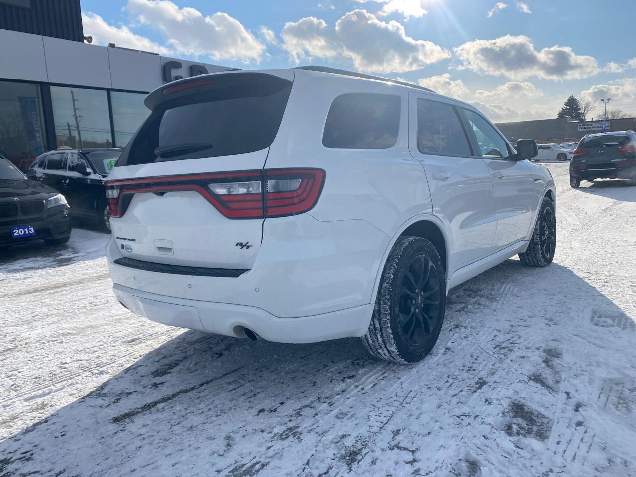 2023 Dodge Durango R/T AWD ~Nav ~Heated/Cooled Leather ~Sunroof ~Cam Photo3