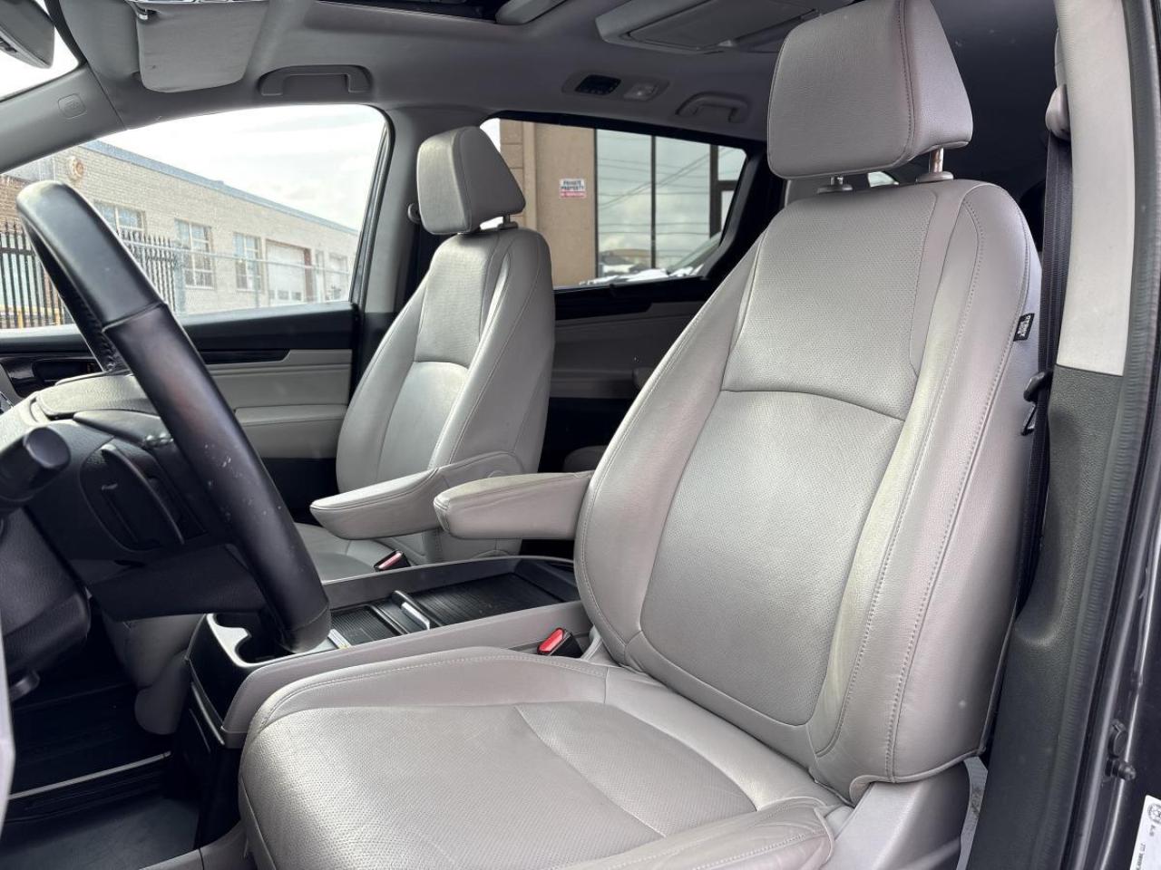 2020 Honda Odyssey Touring LOADED! Photo