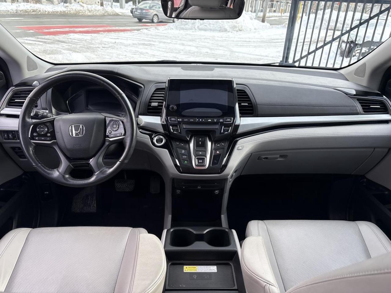 2020 Honda Odyssey Touring LOADED! Photo