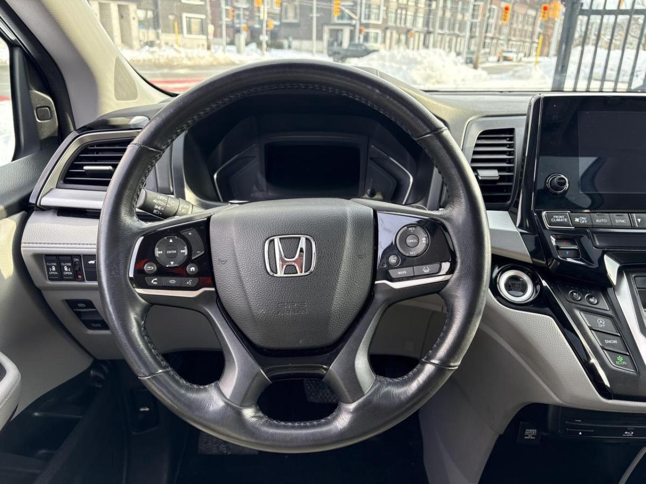 2020 Honda Odyssey Touring LOADED! Photo