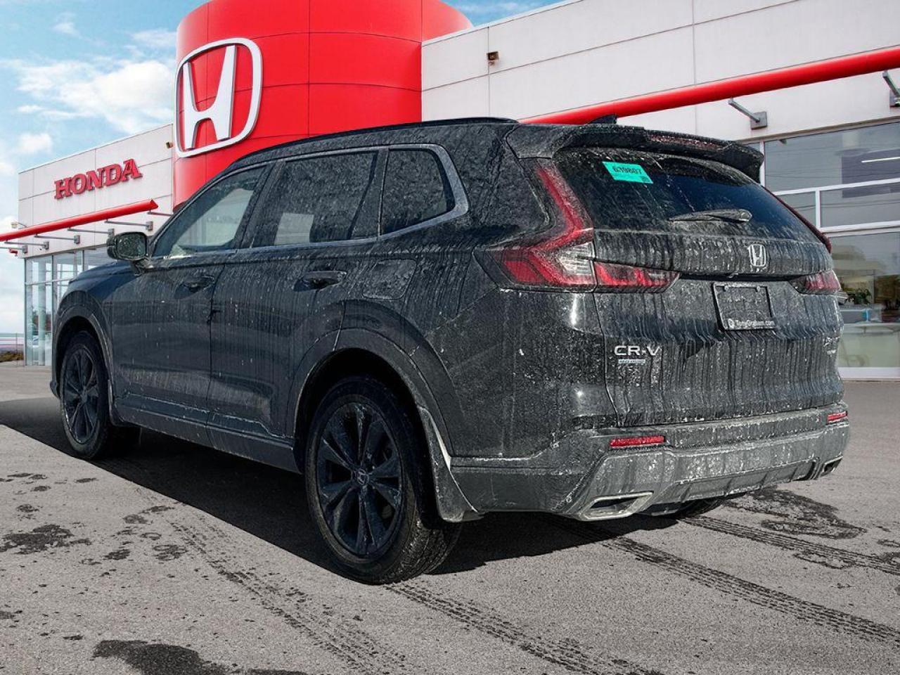 2023 Honda CR-V Hybrid Touring Photo