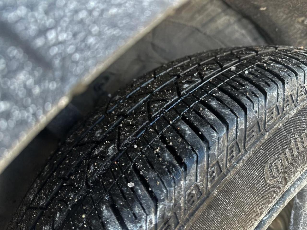 2023 Honda CR-V Hybrid Touring Photo