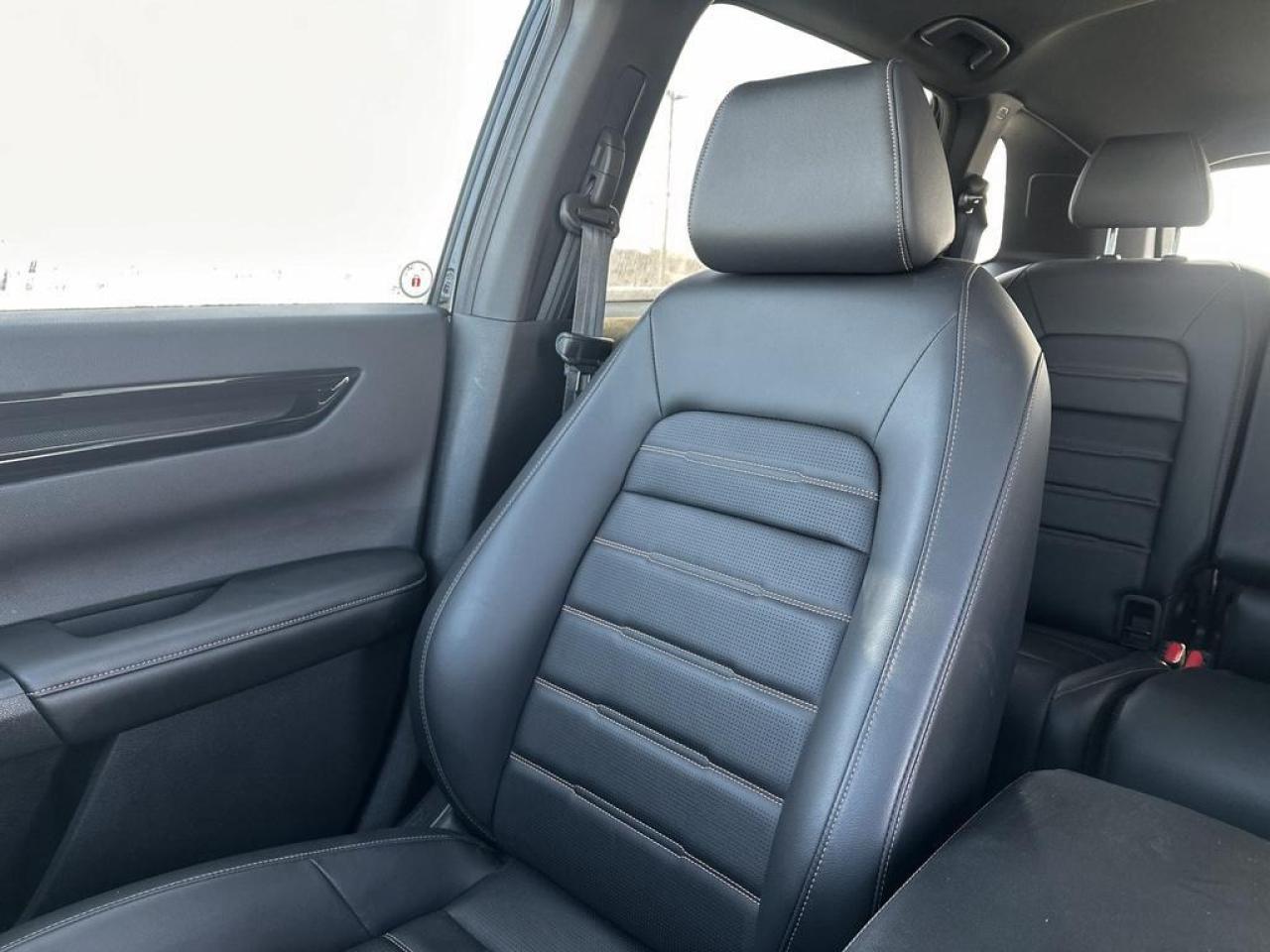 2023 Honda CR-V Hybrid Touring Photo