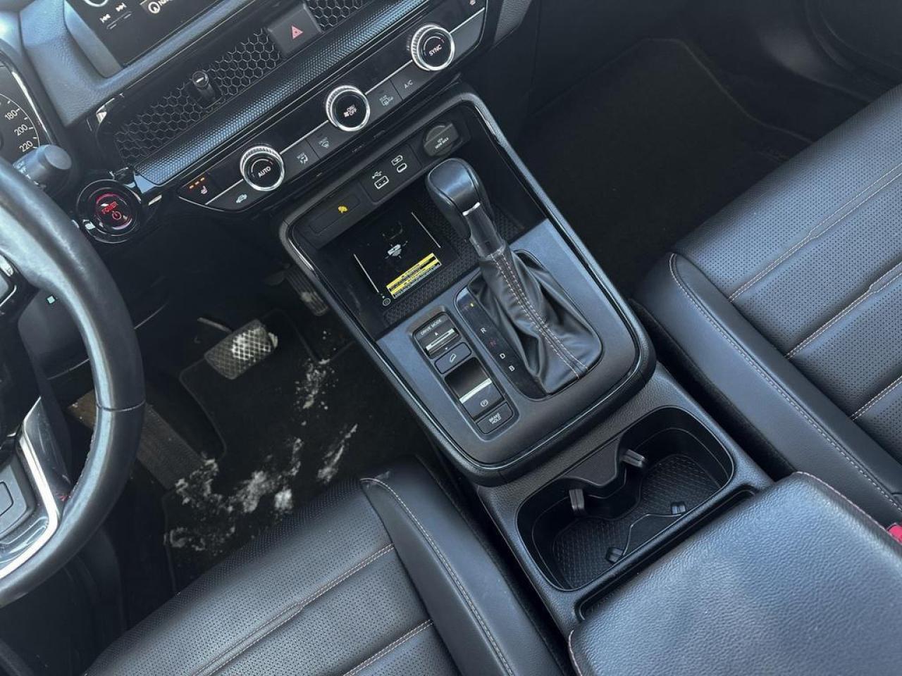 2023 Honda CR-V Hybrid Touring Photo