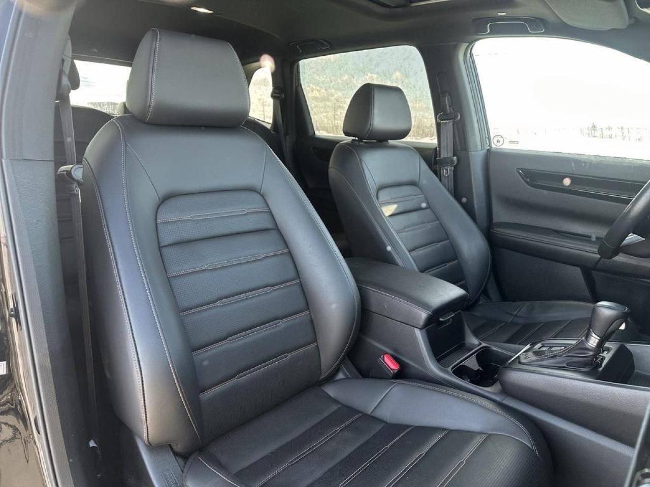 2023 Honda CR-V Hybrid Touring Photo