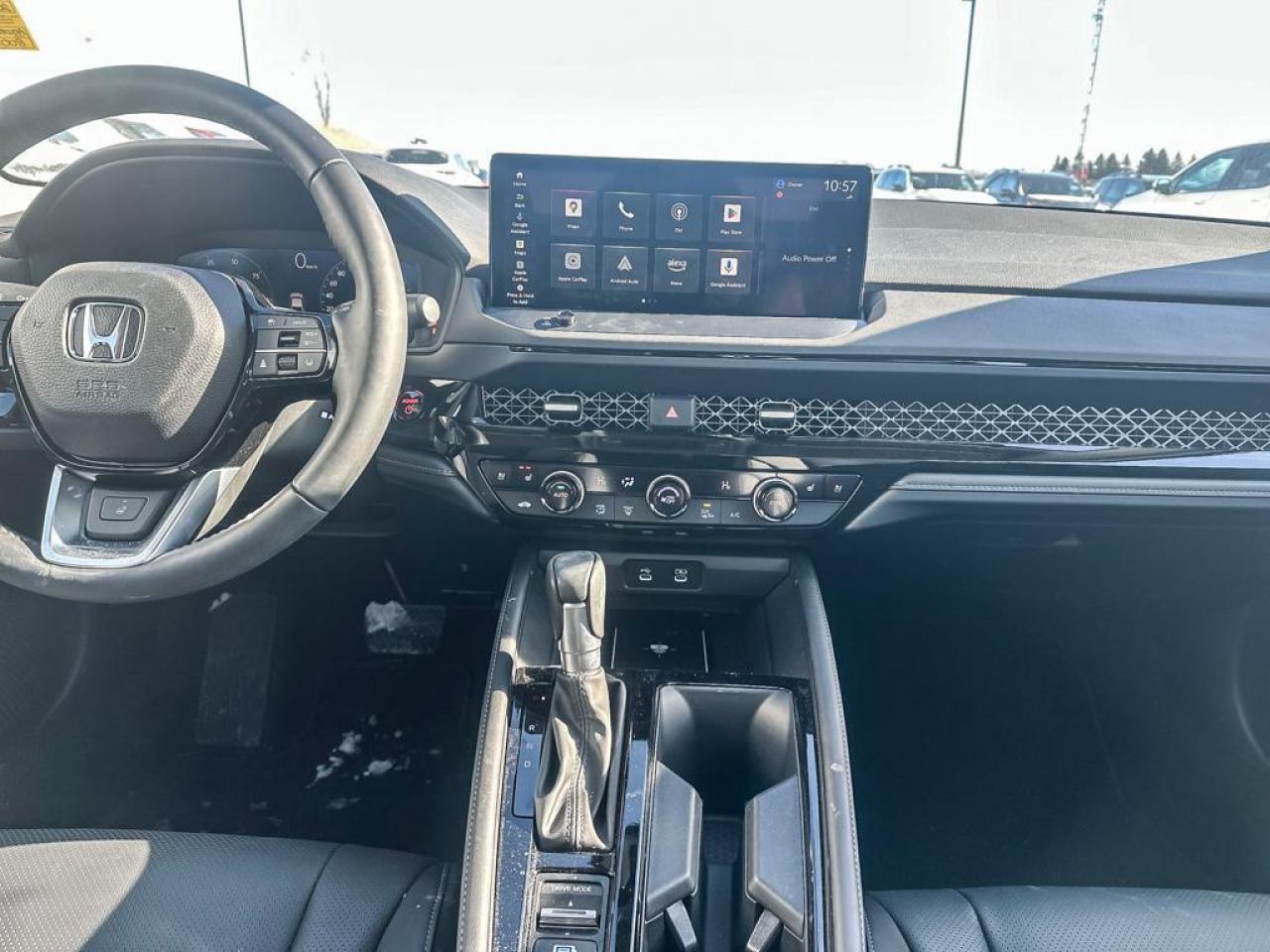 2025 Honda Accord Hybrid TOURING Photo