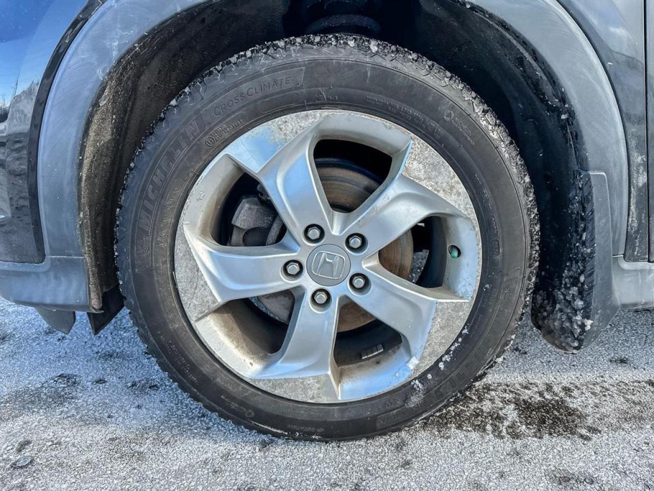 2016 Honda HR-V LX Photo