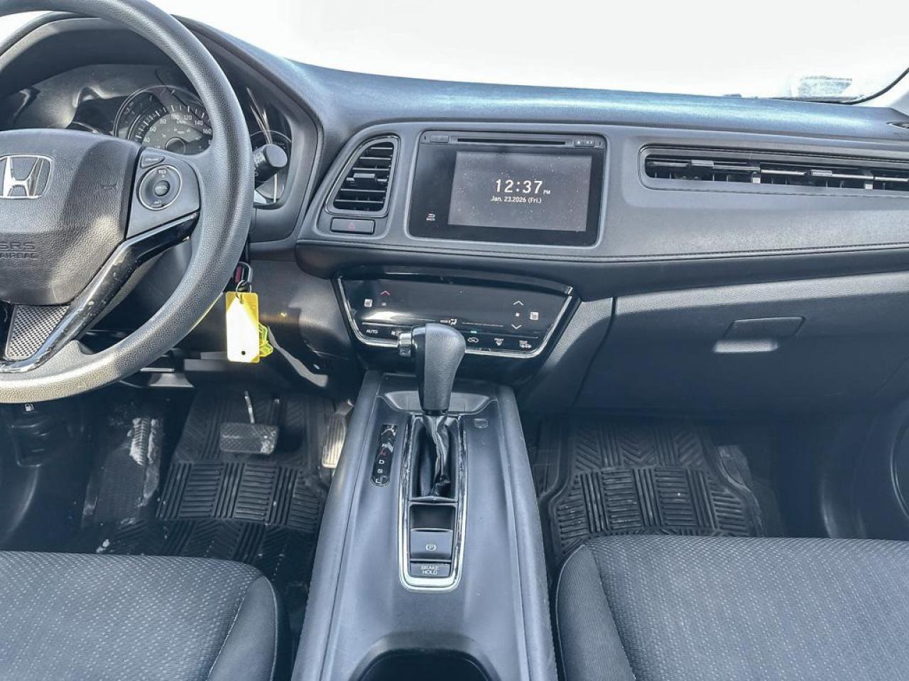 2016 Honda HR-V LX Photo