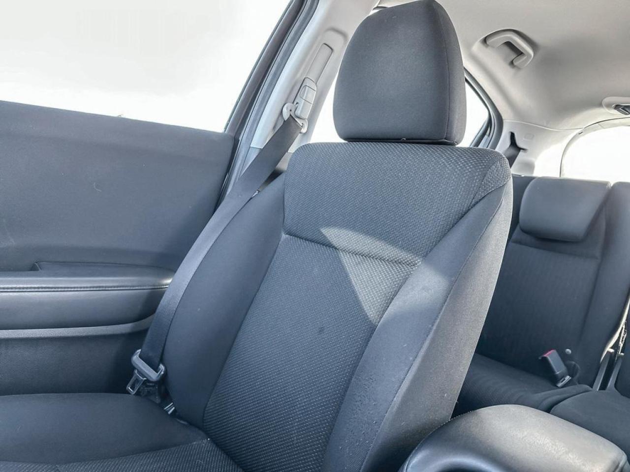 2016 Honda HR-V LX Photo