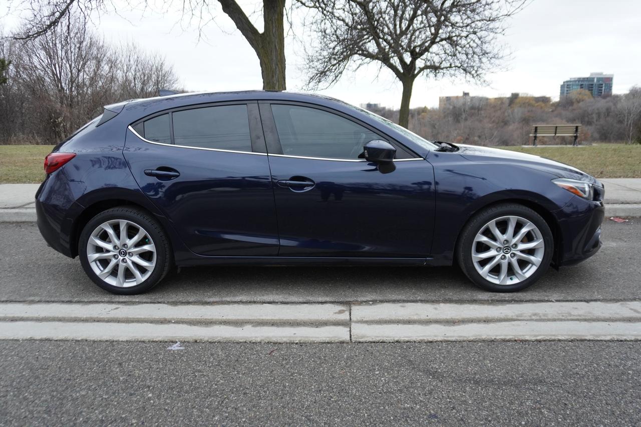 2015 Mazda MAZDA3 GT / MANUAL / HEADS UP DISPLAY / HATCHBACK / LOCAL Photo4