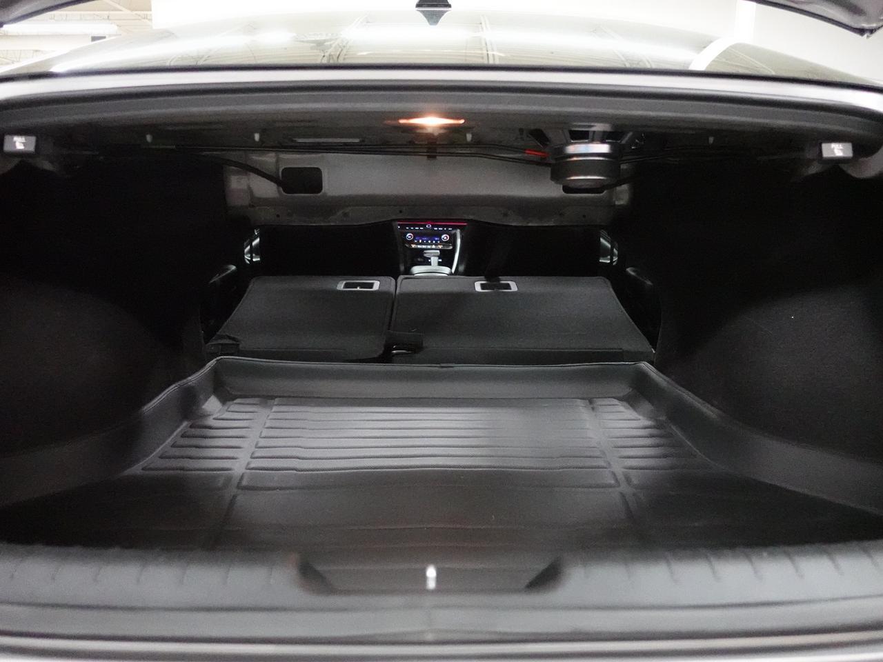 2023 Hyundai Elantra HYBRID LUXURY | Nav | Leather | Sunroof | CarPlay