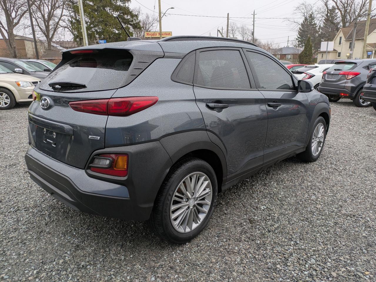 2020 Hyundai KONA LUXURY Photo4