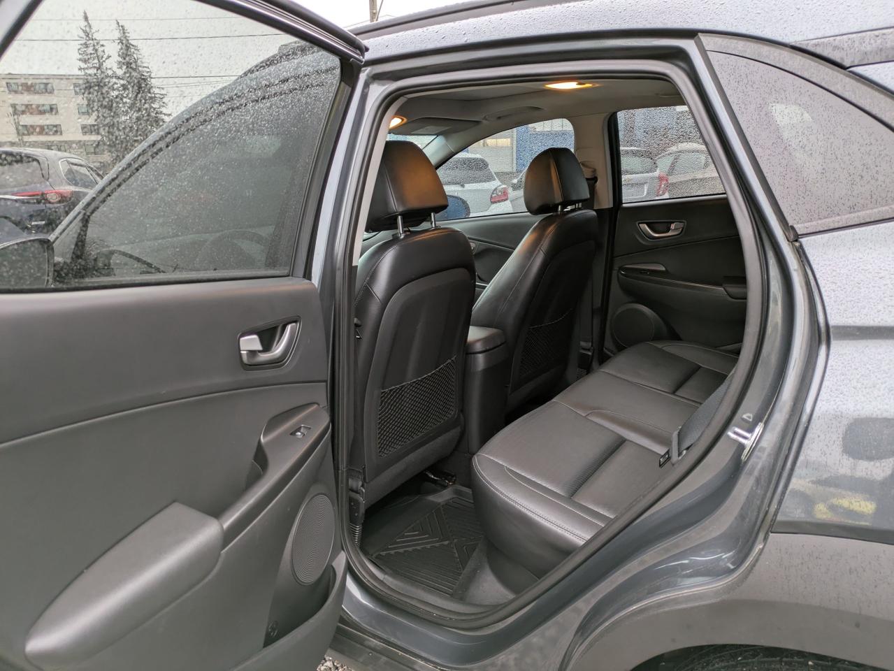 2020 Hyundai KONA LUXURY Photo