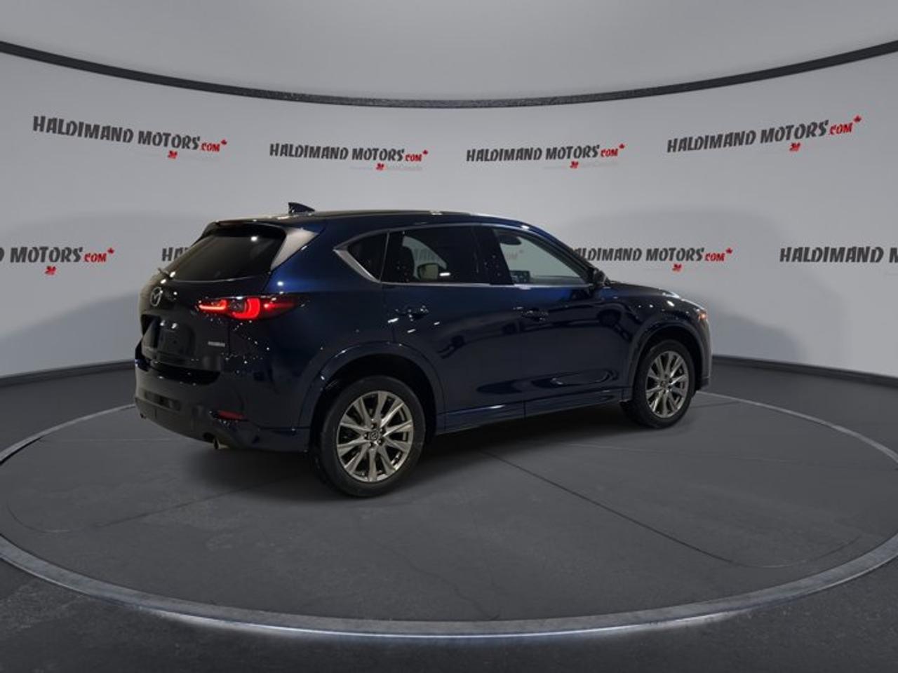 2025 Mazda CX-5 GT AWD Photo
