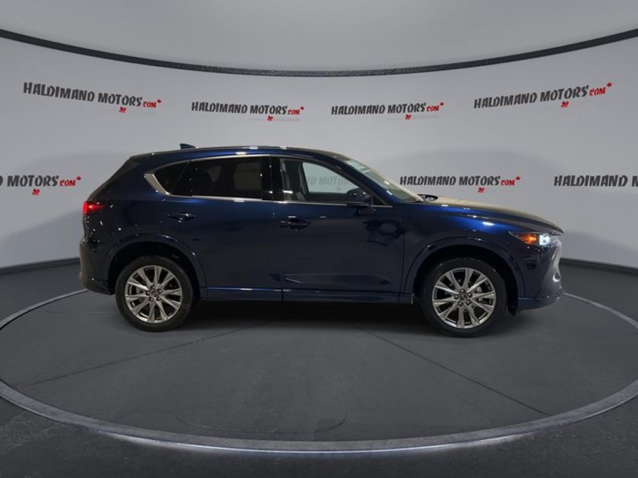 2025 Mazda CX-5 GT AWD Photo