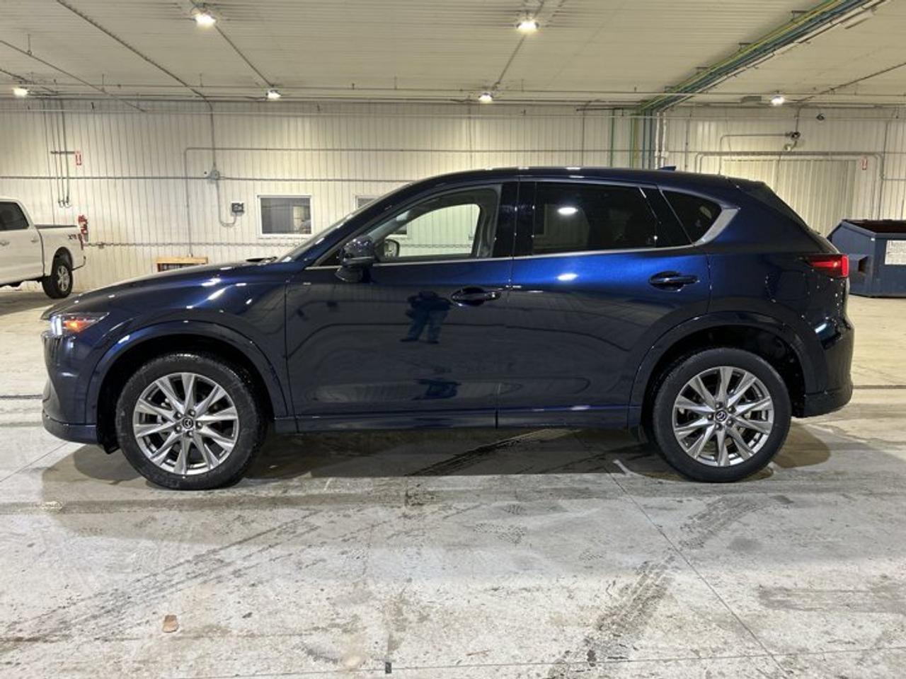 2025 Mazda CX-5 GT AWD Photo