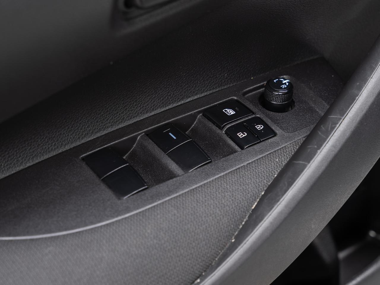 2024 Toyota Corolla LE UPGRADE | Sunroof | LaneDep | BSM | CarPlay Photo