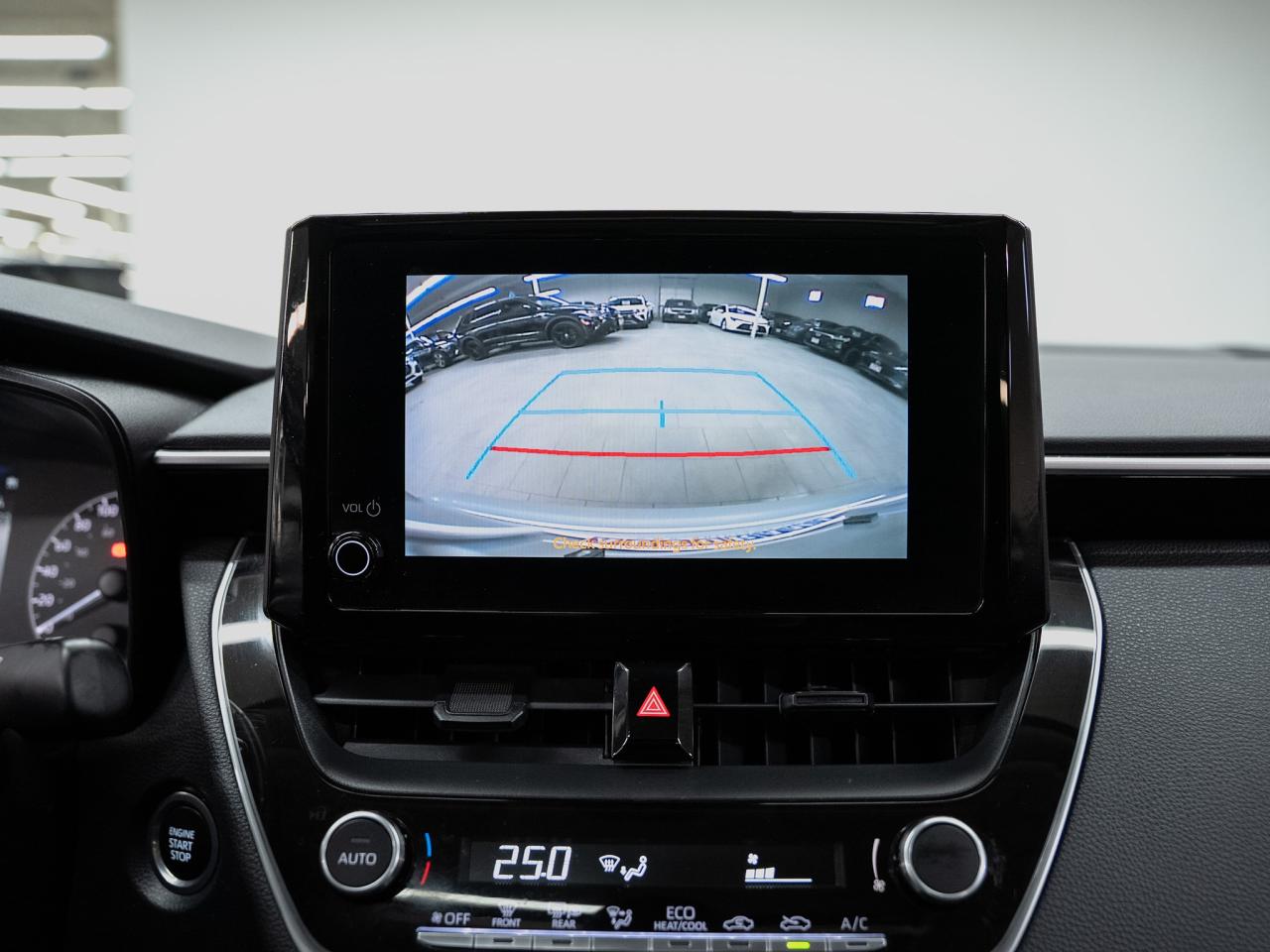 2024 Toyota Corolla LE UPGRADE | Sunroof | LaneDep | BSM | CarPlay Photo