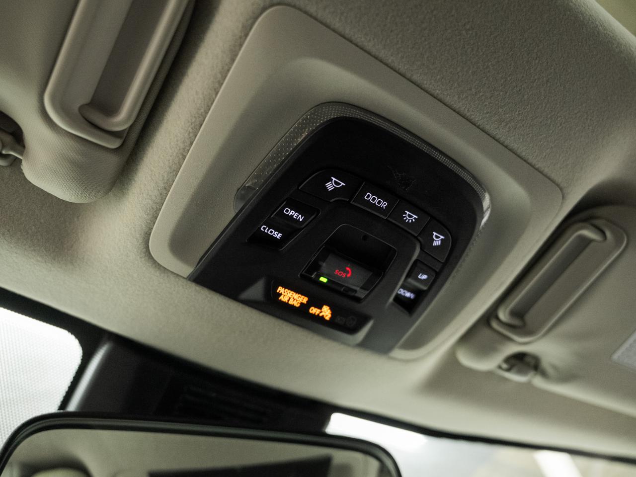 2024 Toyota Corolla LE UPGRADE | Sunroof | LaneDep | BSM | CarPlay Photo