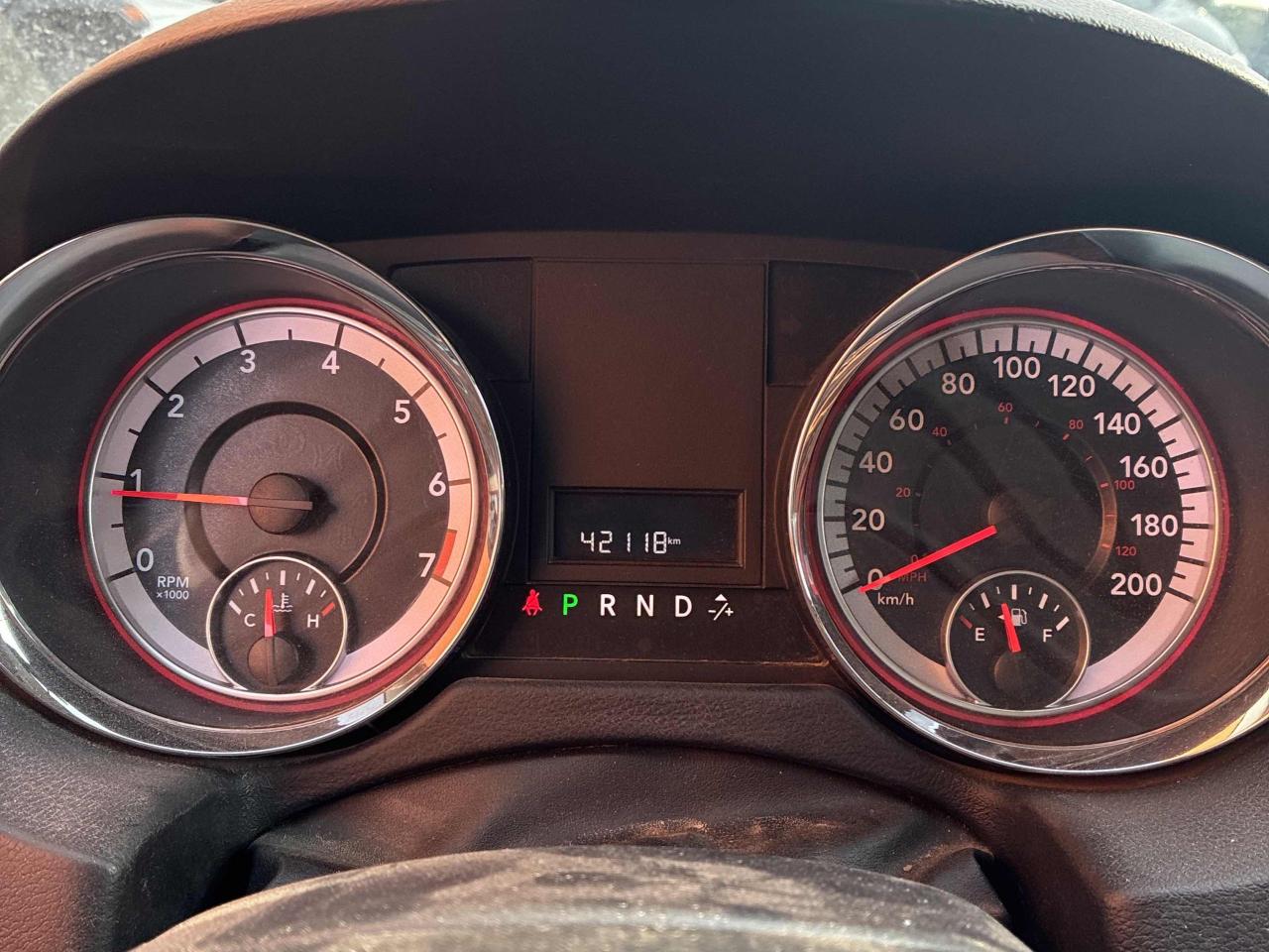 2016 Dodge Grand Caravan SXT - ONLY 42K!!! STOW&GO SEATS, BLUETOOTH, CLEAN! Photo26