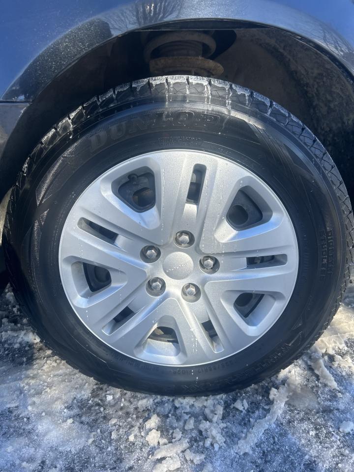 2016 Dodge Grand Caravan SXT - ONLY 42K!!! STOW&GO SEATS, BLUETOOTH, CLEAN! Photo