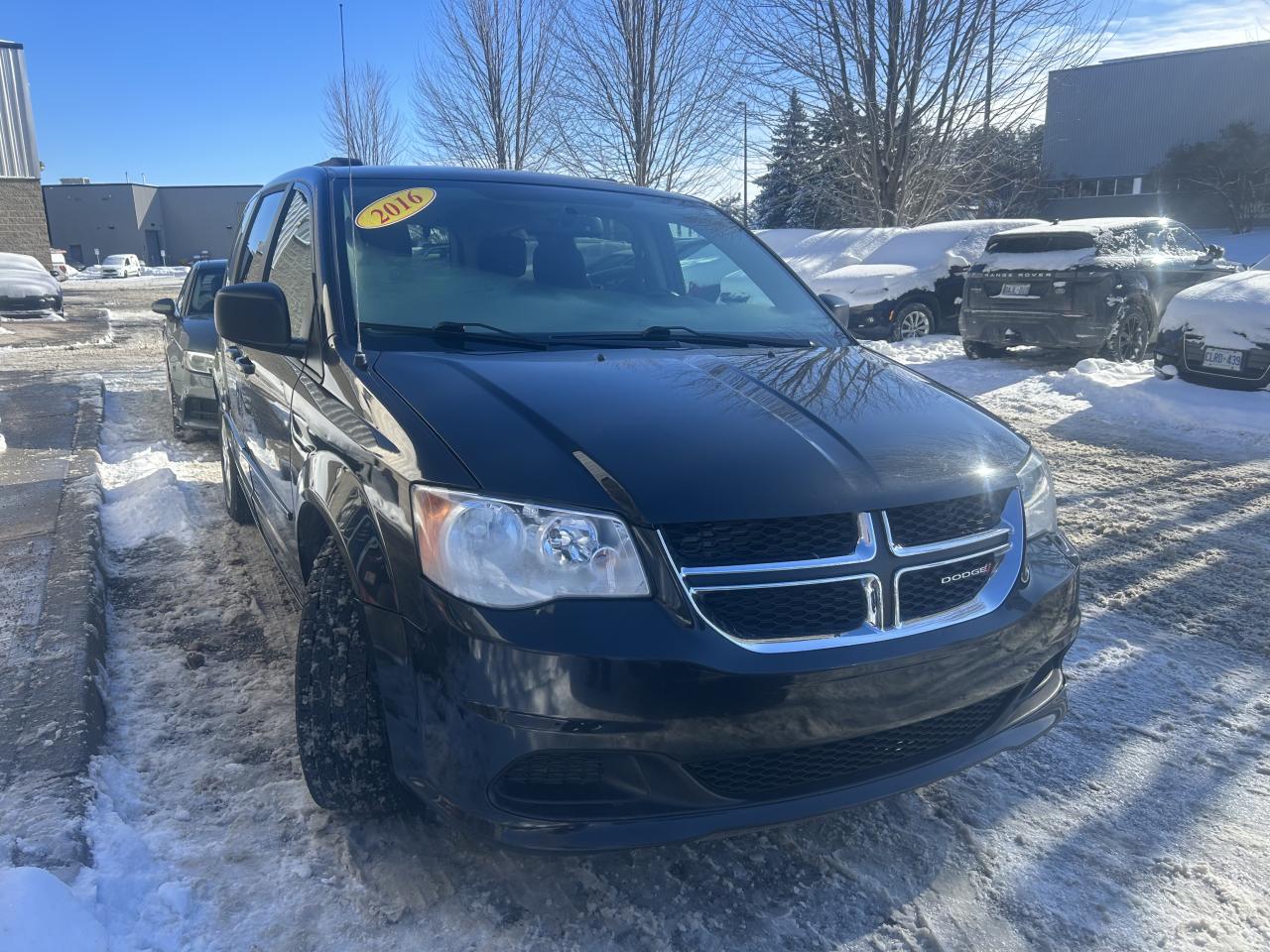 2016 Dodge Grand Caravan SXT - ONLY 42K!!! STOW&GO SEATS, BLUETOOTH, CLEAN! Photo