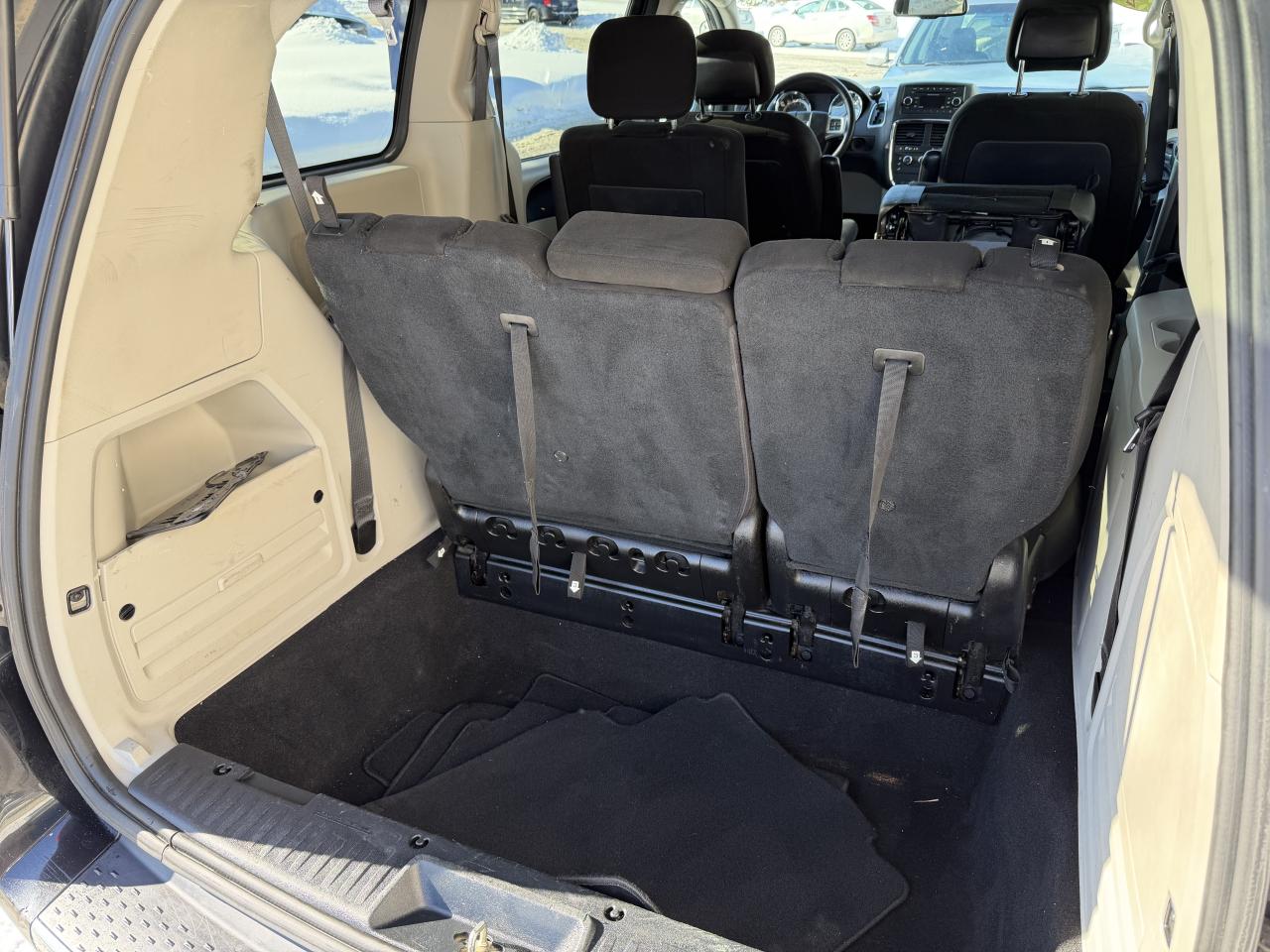 2016 Dodge Grand Caravan SXT - ONLY 42K!!! STOW&GO SEATS, BLUETOOTH, CLEAN! Photo