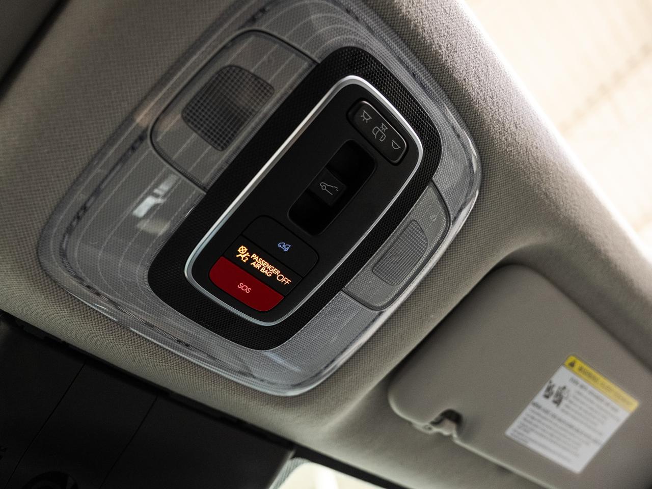 2023 Hyundai Elantra LUXURY | Nav | Leather | Sunroof | ACC | CarPlay Photo