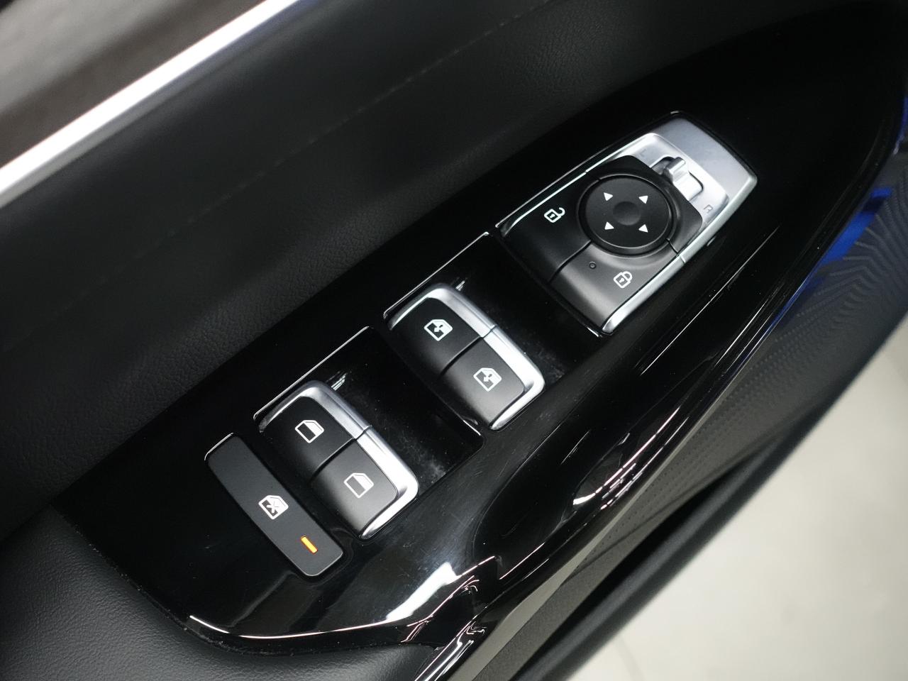 2023 Kia K5 EX | Leather | Sunroof | ACC | BSM | CarPlay