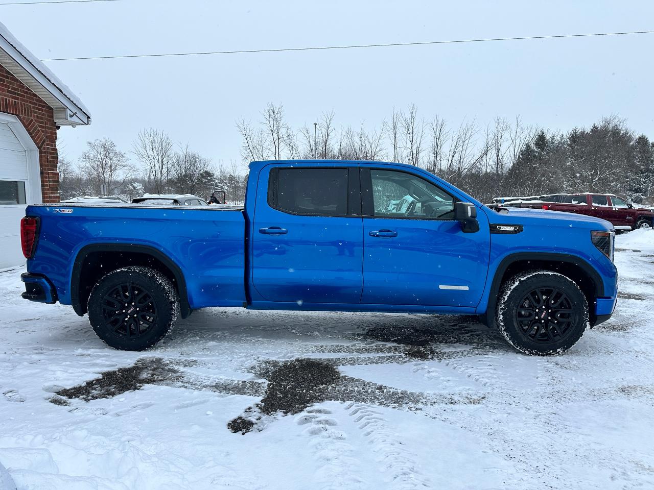 2022 GMC Sierra 1500 Elevation Diesel 4x4 Crew Sunroof Htd Leather BOSE Photo