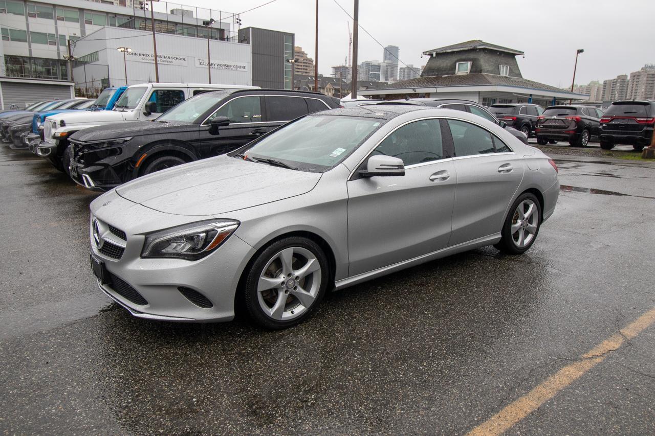 2018 Mercedes-Benz CLA250 CLA 250 4MATIC Coupe Photo2