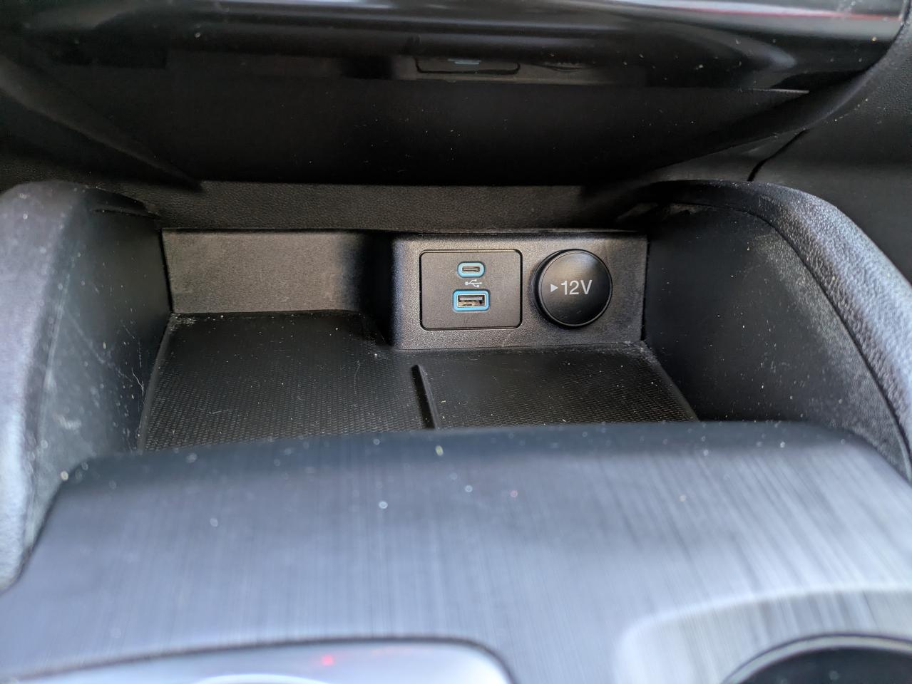 2022 Ford Escape SE FWD Photo