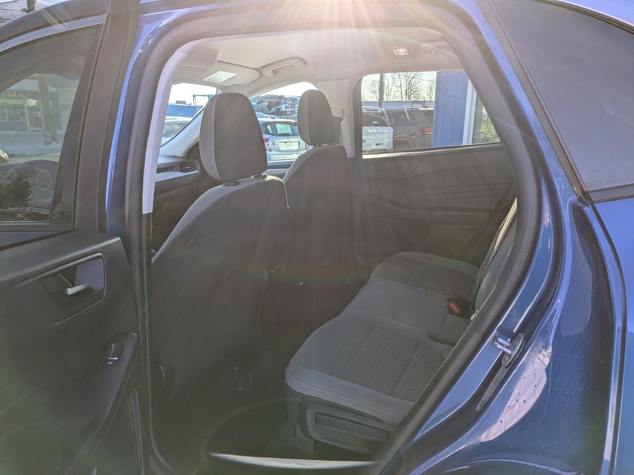 2022 Ford Escape SE FWD Photo