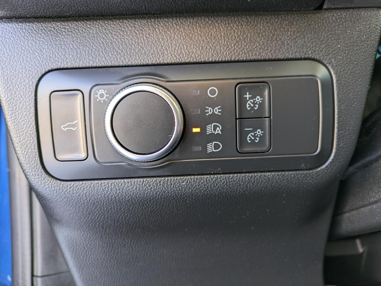 2022 Ford Escape SE FWD Photo