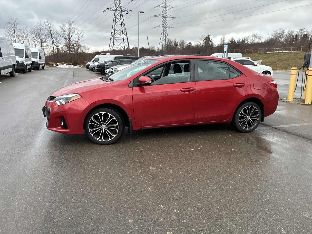 2016 Toyota Corolla S - LOW KM, AUTO, LEATHER, SUNROOF, HEATED SEATS! Photo5