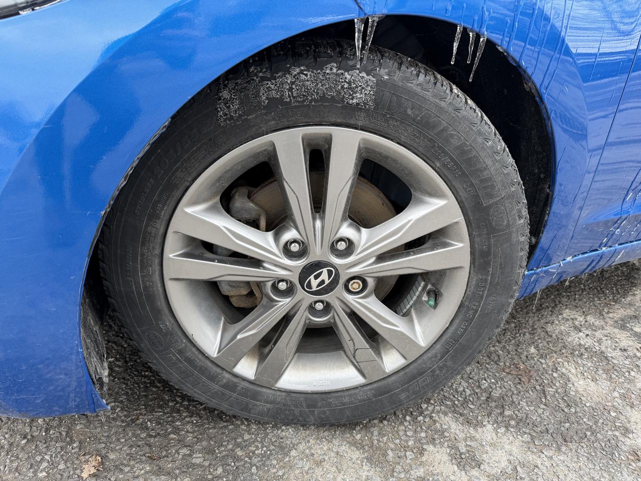 2018 Hyundai Elantra GL - LOW KM, CLEAN, AUTO, HEATED SEATS, B/U CAMERA Photo