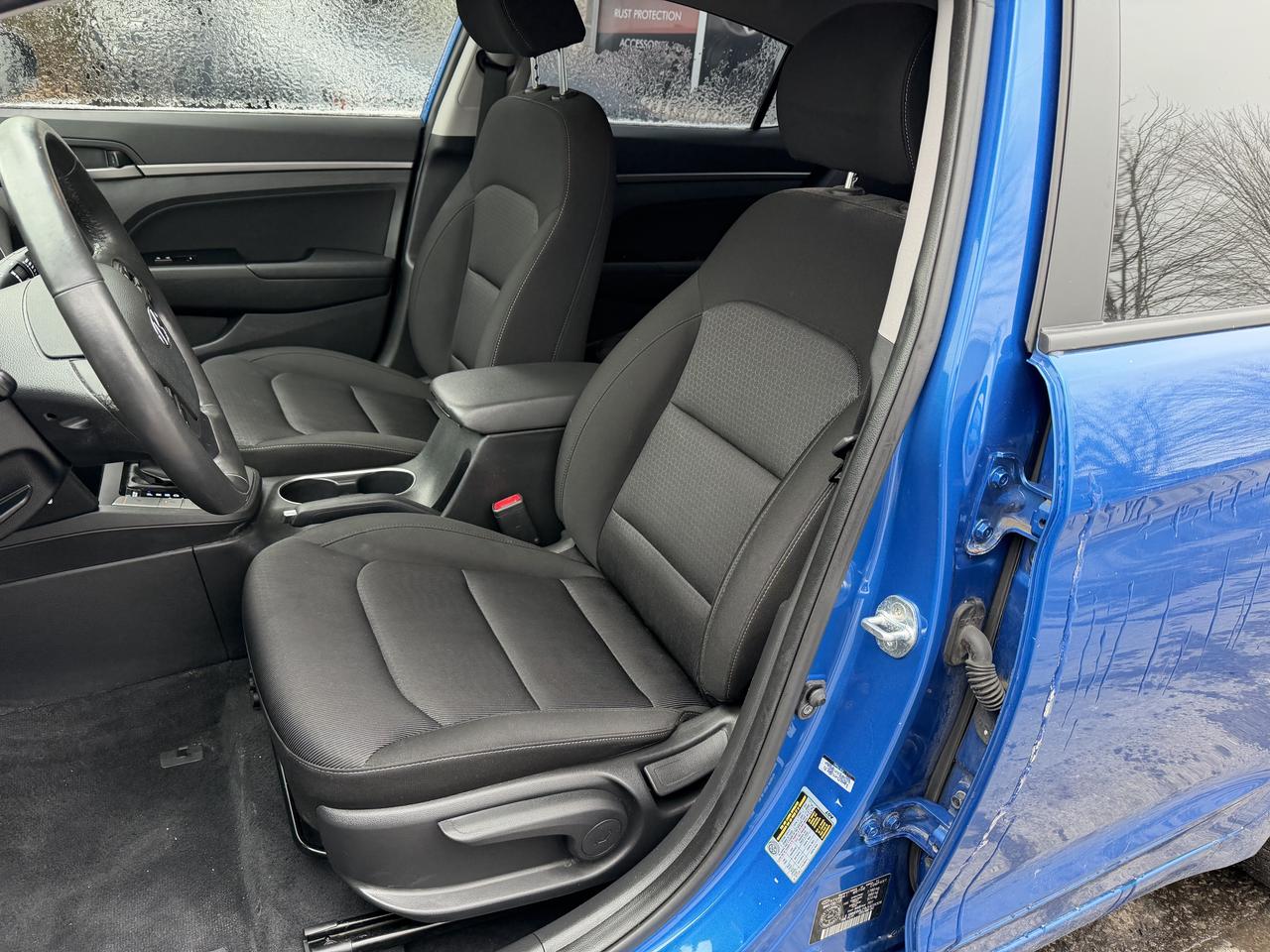 2018 Hyundai Elantra GL - LOW KM, CLEAN, AUTO, HEATED SEATS, B/U CAMERA Photo