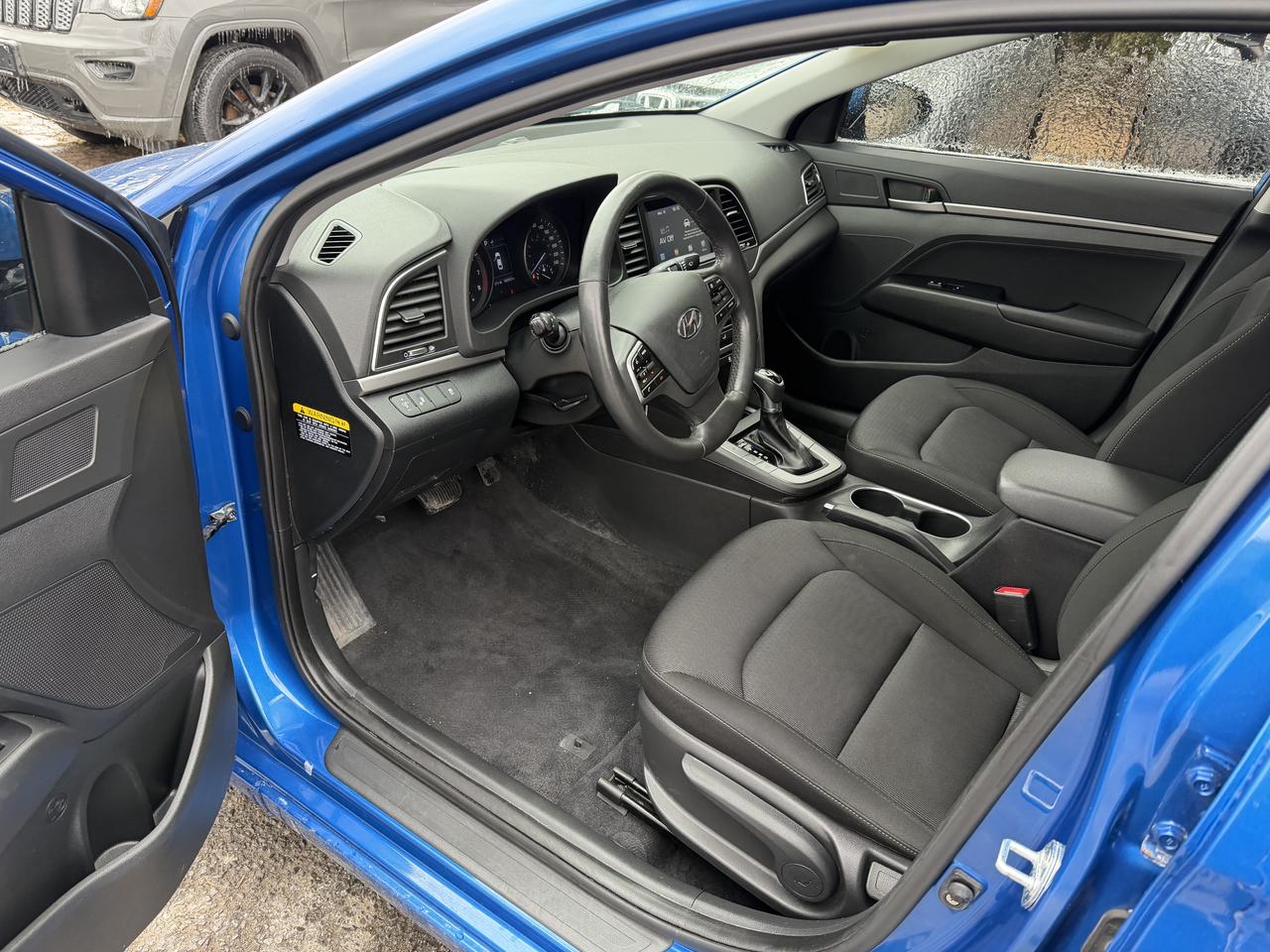 2018 Hyundai Elantra GL - LOW KM, CLEAN, AUTO, HEATED SEATS, B/U CAMERA Photo