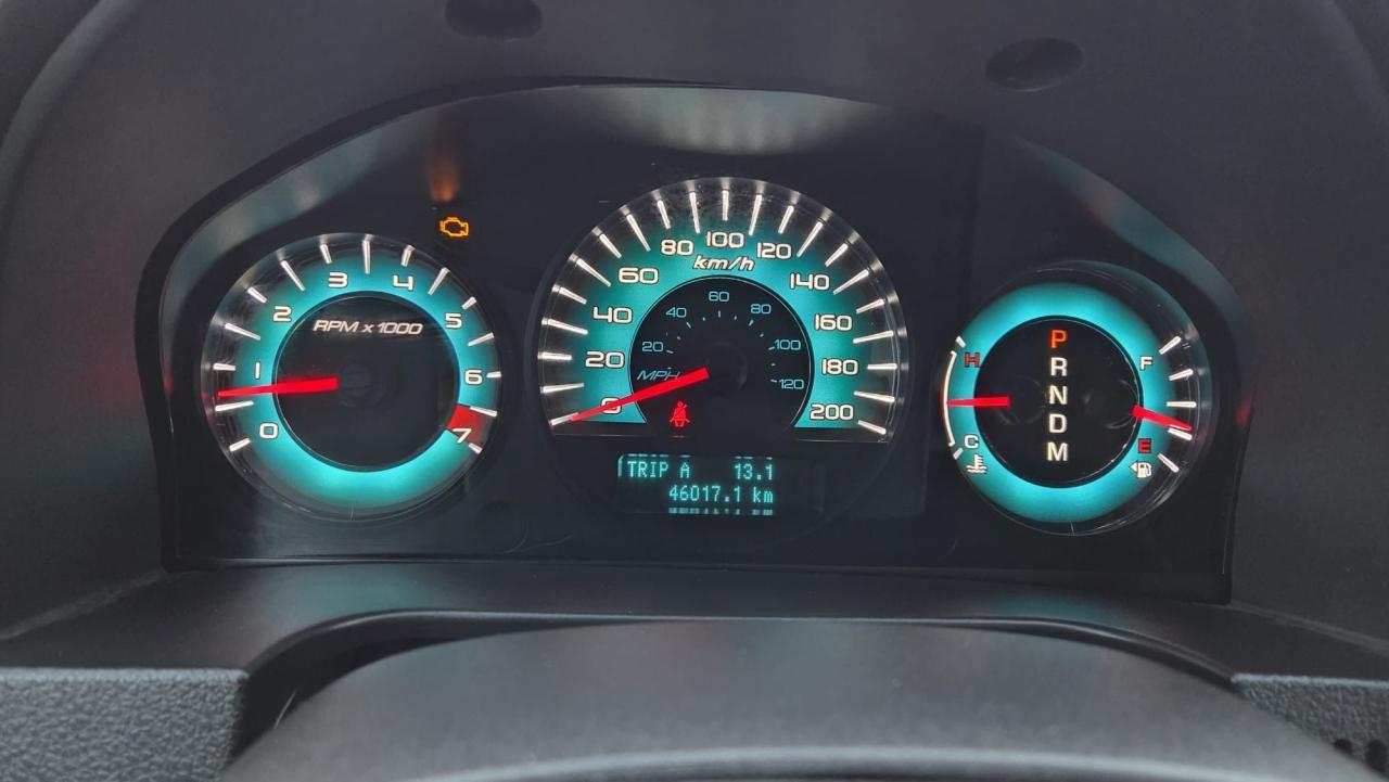 2010 Ford Fusion SEL, ONLY 46KMS, V6, WELL MAINTAINED, CERTIFIED Photo